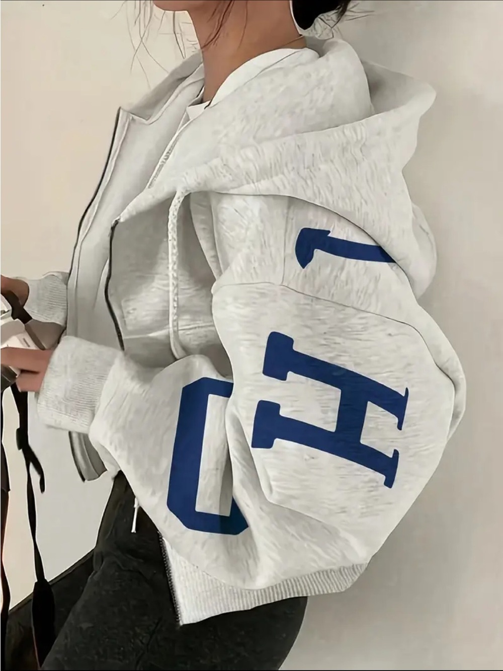 Oversized Cropped Zip Hoodie Fleece Lined Varsity Graphic Streetwear L NWOT - Picture 4 of 11